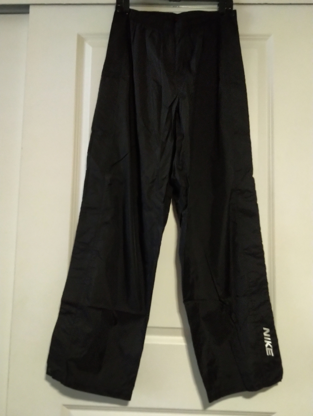 Nike Men's Black Athletic Pants - Size L